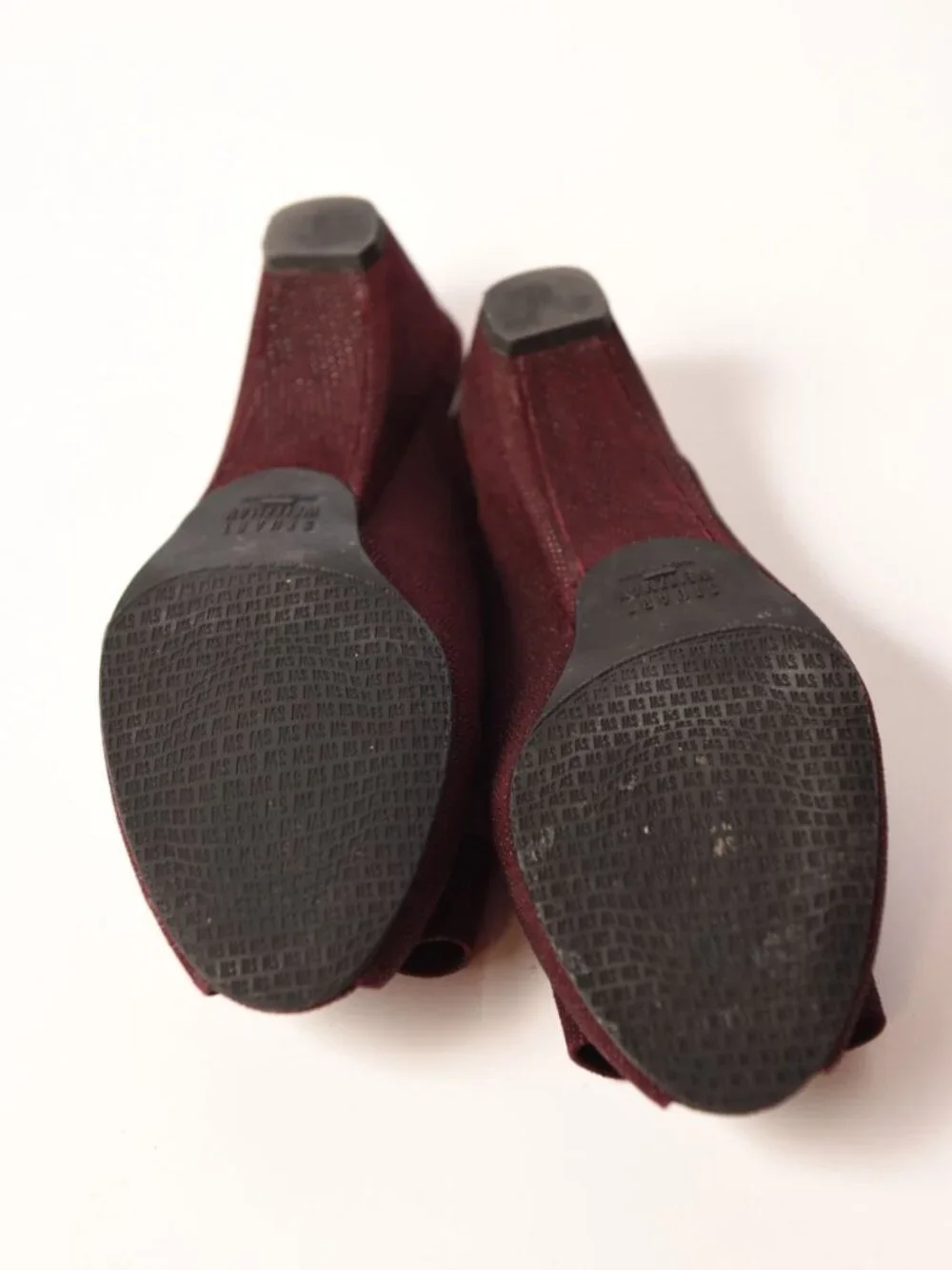 Stuart Weitzman for Russell & Bromley Candy Burgundy Peep Toe Wedges Size 6 - Picture 5 of 10
